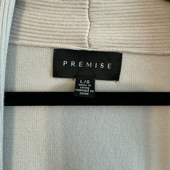 Cream Cardigan w/ sleeve detailing - Picture 2 of 6